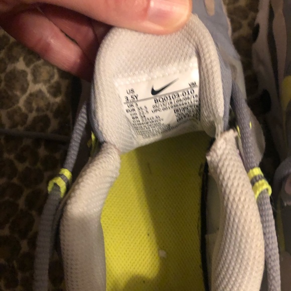 *** Girls Nike Air Max *** SZ 3.5 - Picture 6 of 6